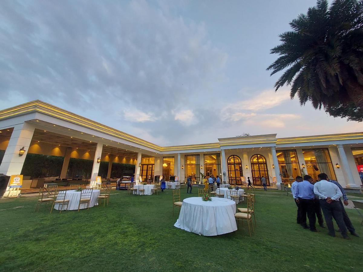 Kingston Resort Kanpur Exterior foto