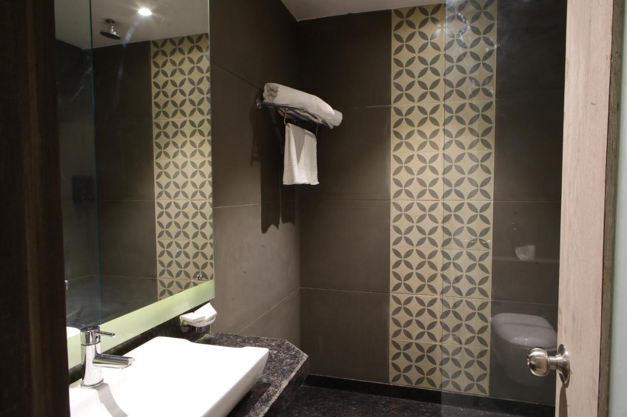 Kingston Resort Kanpur Exterior foto