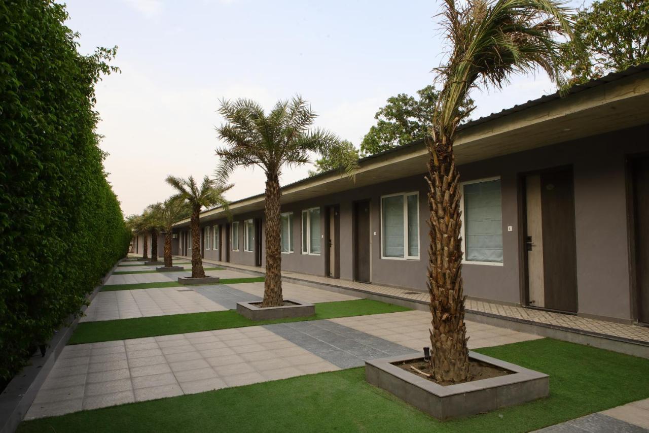 Kingston Resort Kanpur Exterior foto